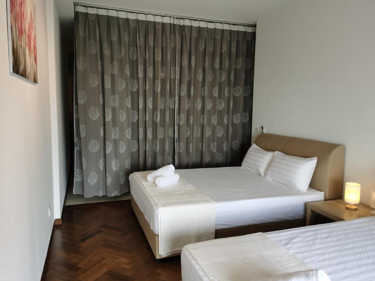 Landmark Stunning High Floor Coast View Studio #Netflix #Fast Wifi Tanjung Tokong Екстериор снимка