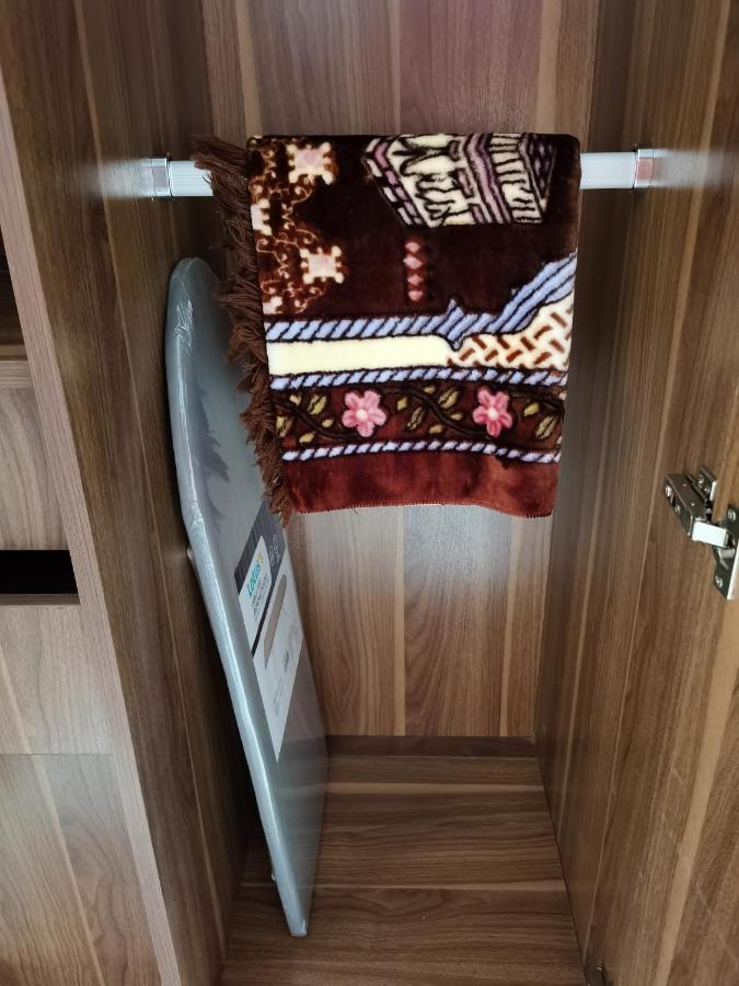 Landmark Stunning High Floor Coast View Studio #Netflix #Fast Wifi Tanjung Tokong Екстериор снимка